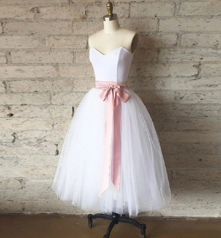WHITE SWEETHEART NECK SHORT Homecoming Dress   cg13428