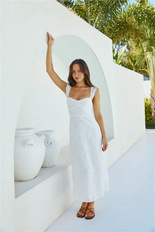 Tunnel Of Love Maxi Dress White Chic Summer Floral Maxi Dress
