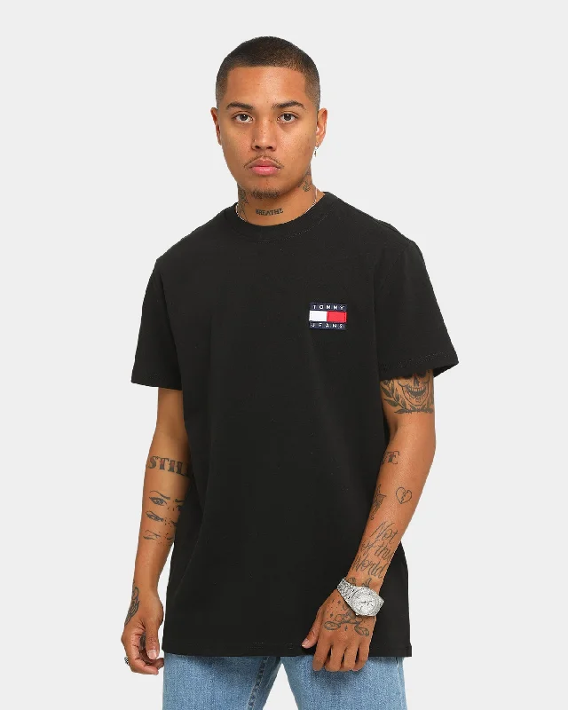 Tommy Jeans TJM Tommy Badge T-Shirt Black Cozy Wide-Legged Jeans