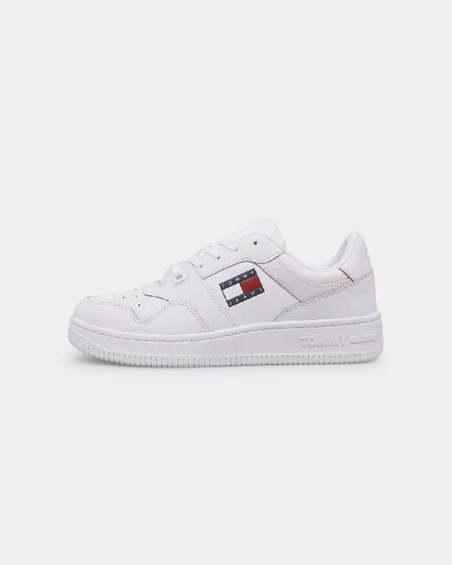 Tommy Jeans Women's Etch Basketball Trainers White Stylish Shredded Denim Jeans